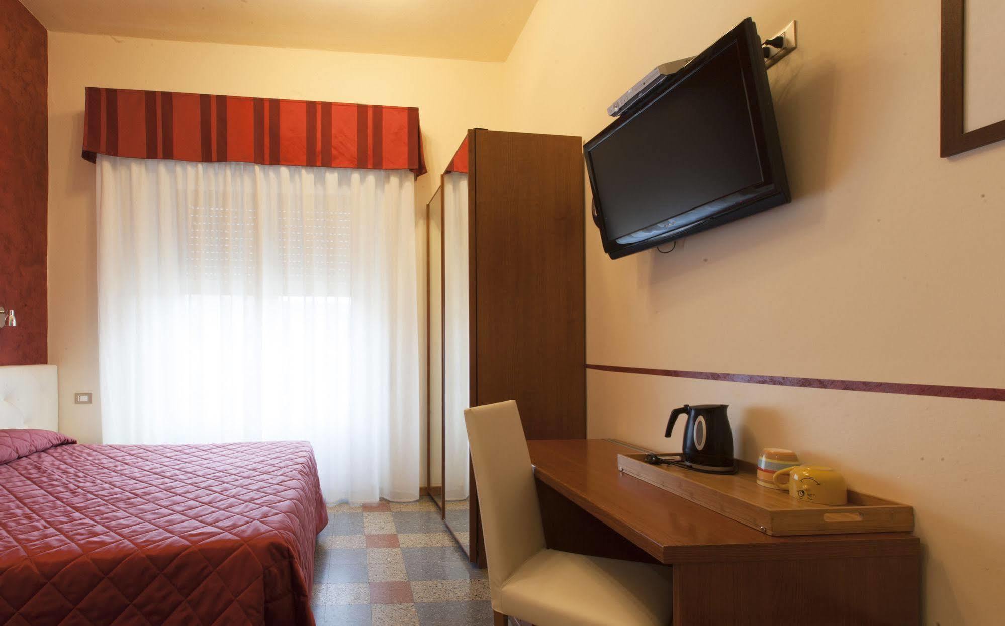 Maison De Charme Bed & Breakfast