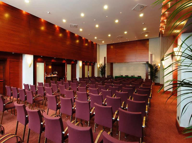 Nh Hotel 4*