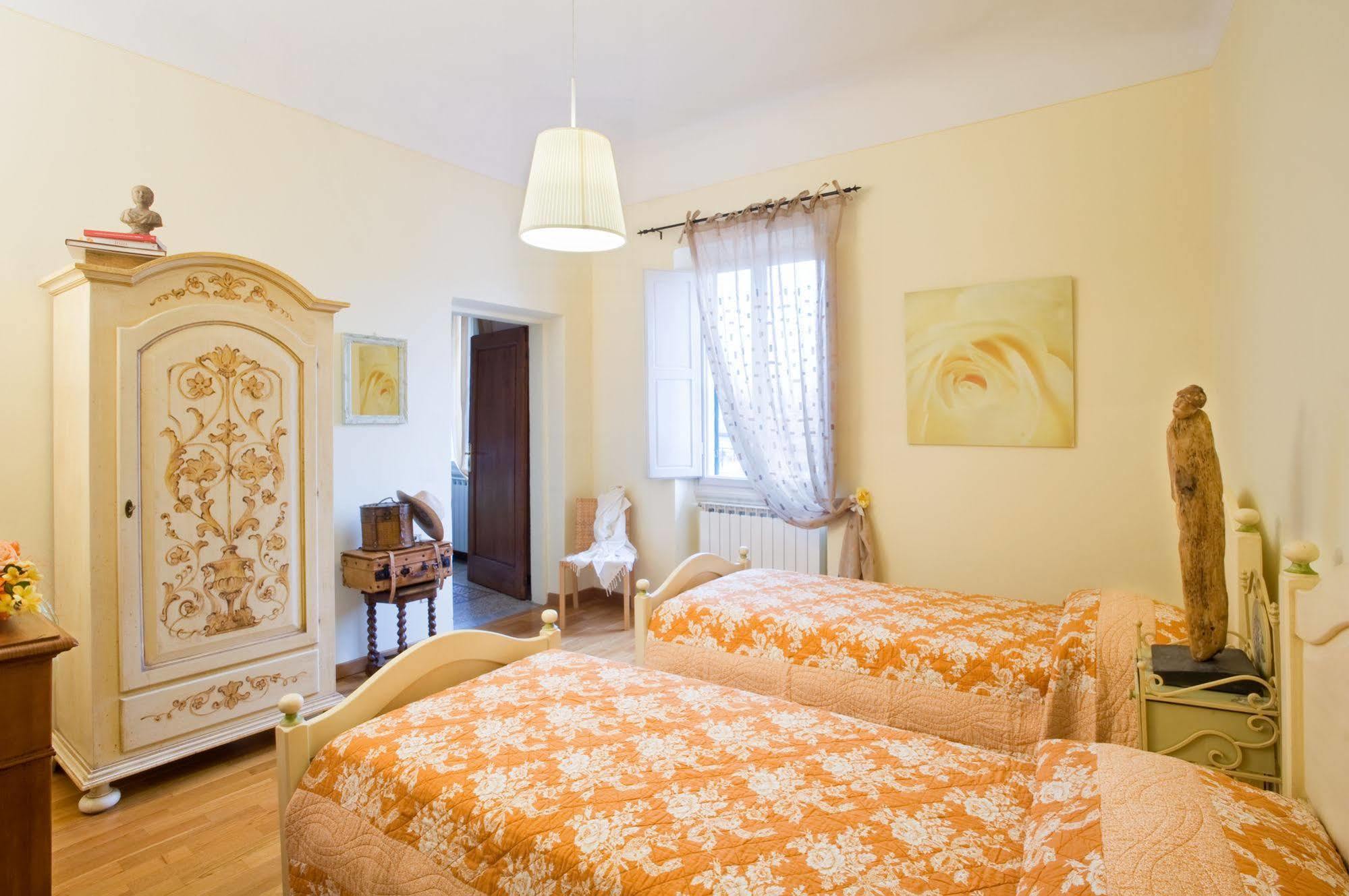 Couette-café Il Palagetto 3*