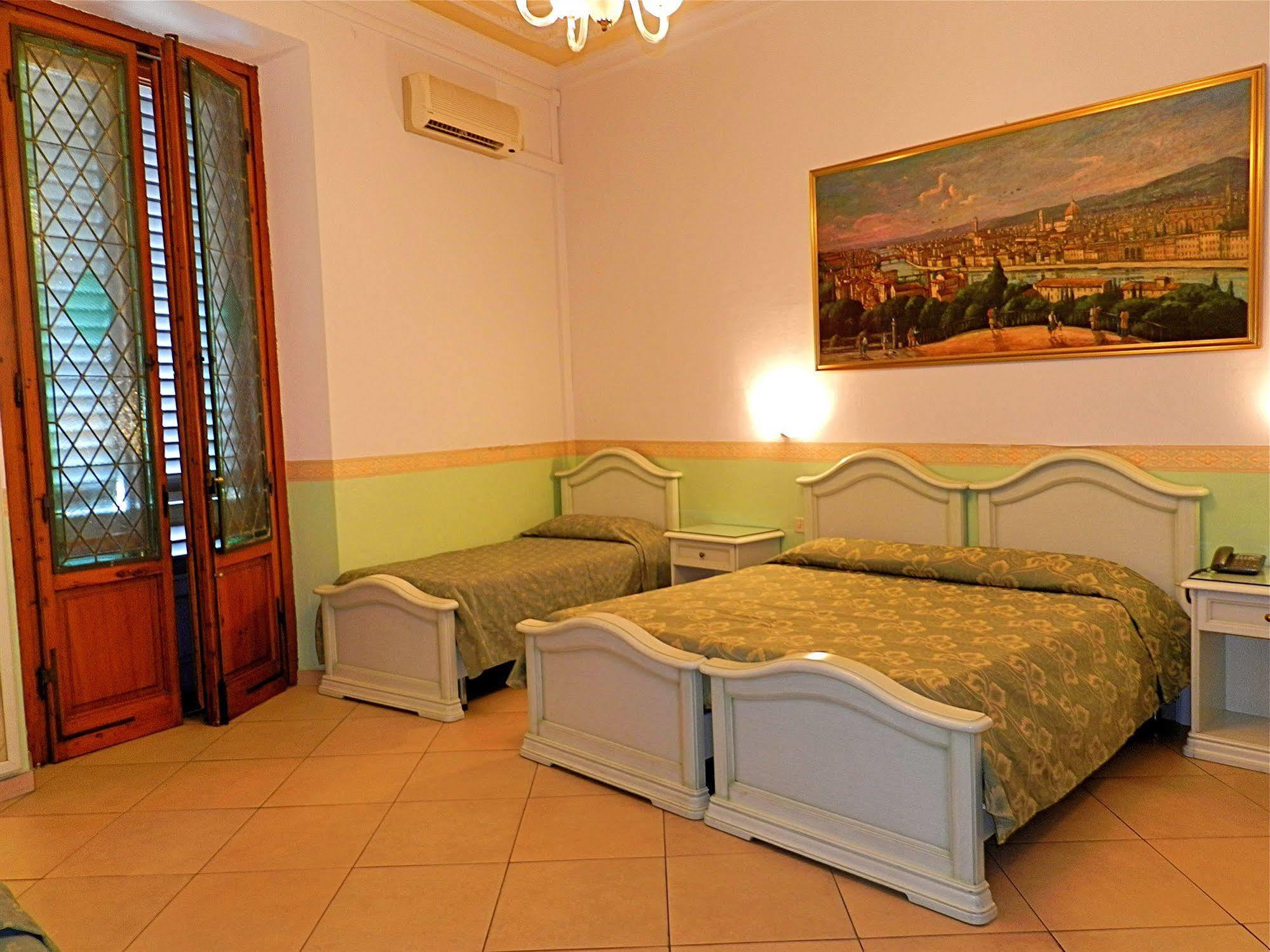 Desiree Hotel Florença