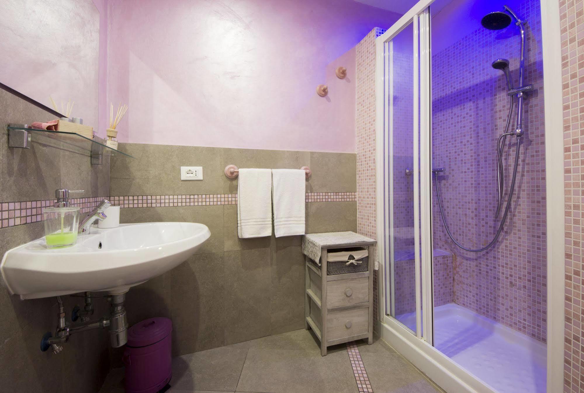Couette-café Ridolfi 2*