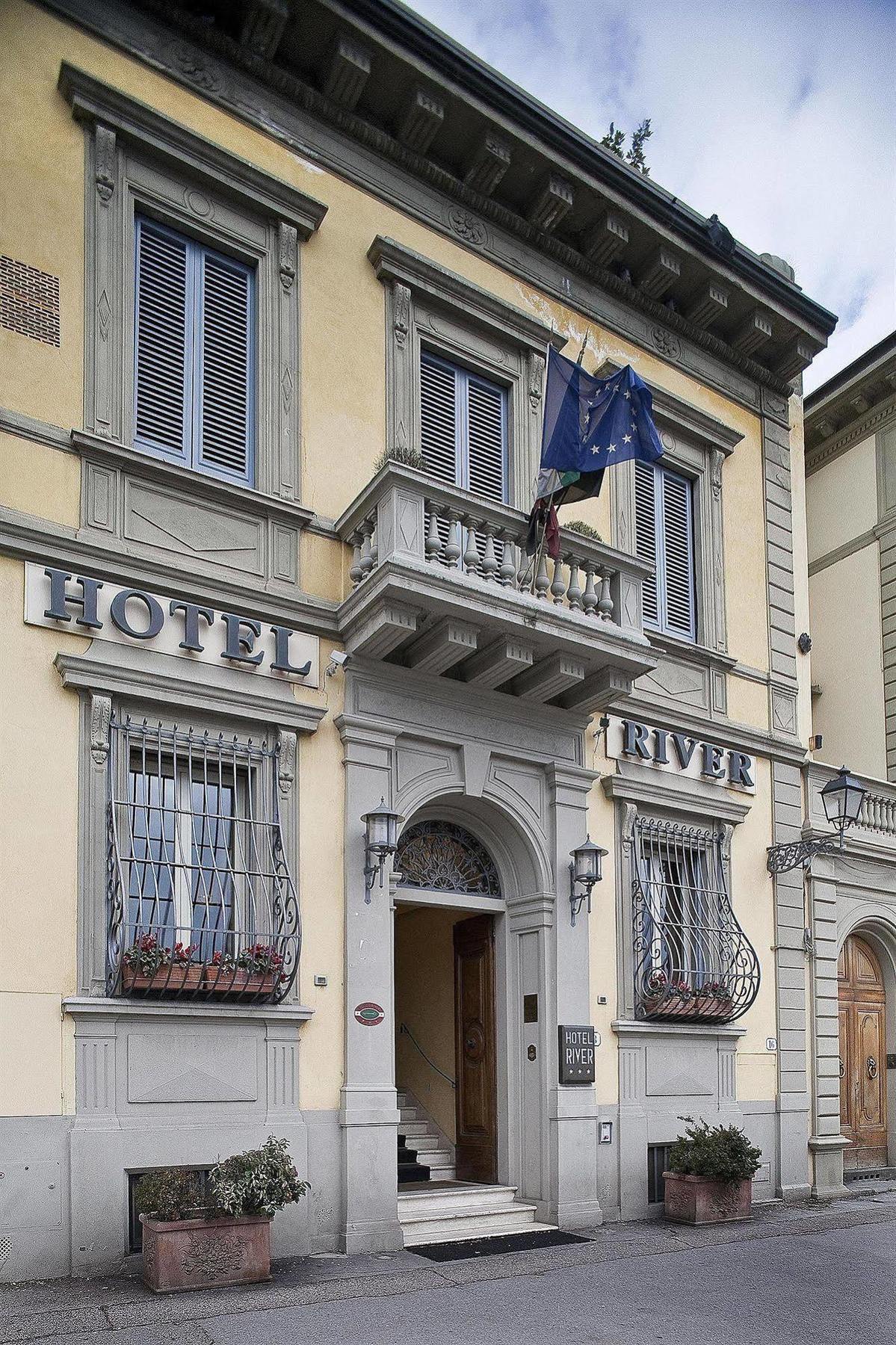 Hotel Lhp River & Firenze