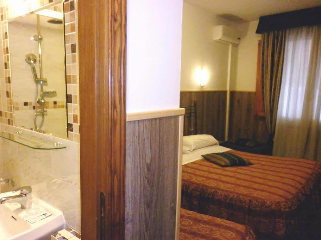 Hotel Camilla Guelfa Florença