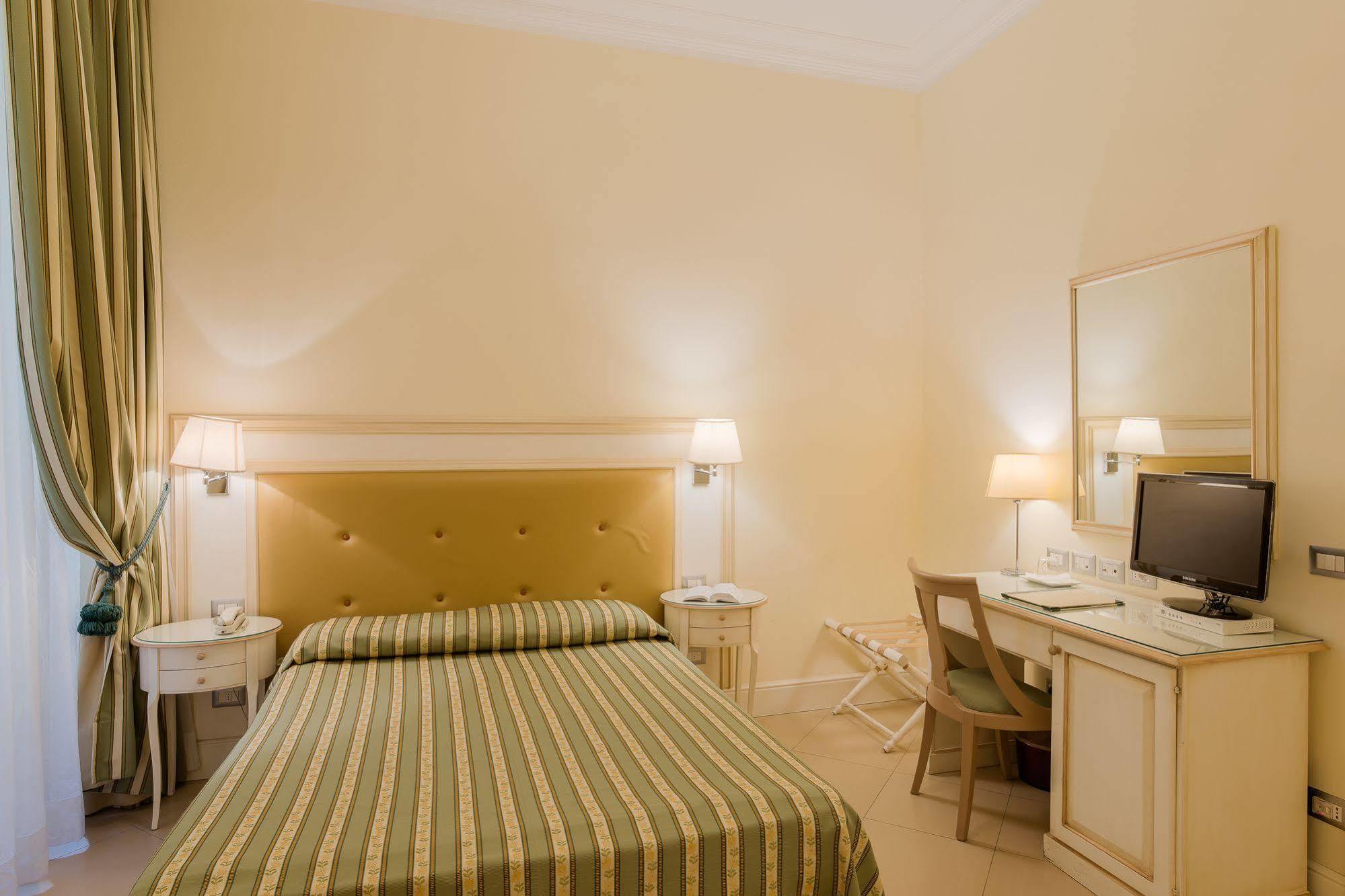 Dei Macchiaioli Hotel 3*