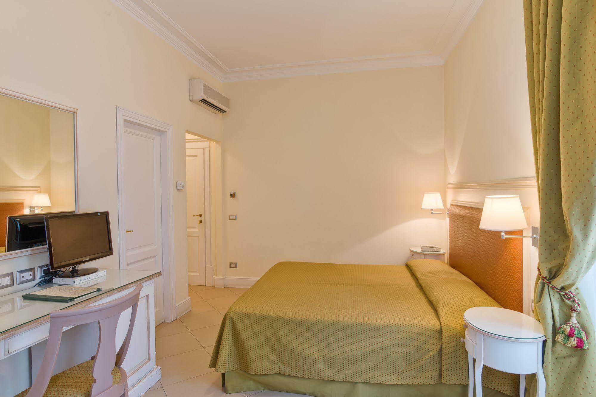 Dei Macchiaioli Hotel 3*