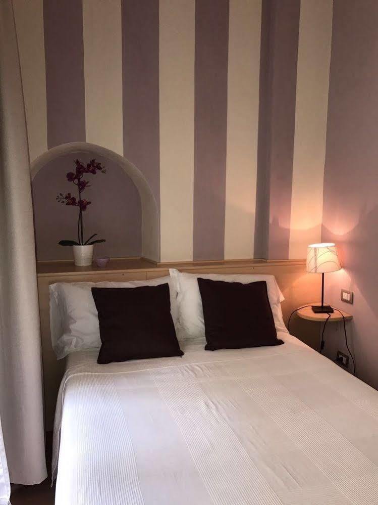 Bed & Breakfast Di Piazza Del Duomo 2*