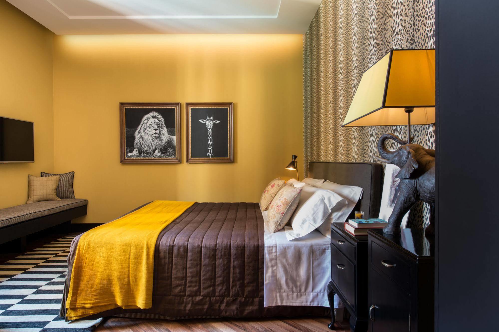 Velona's Jungle Luxury Firenze