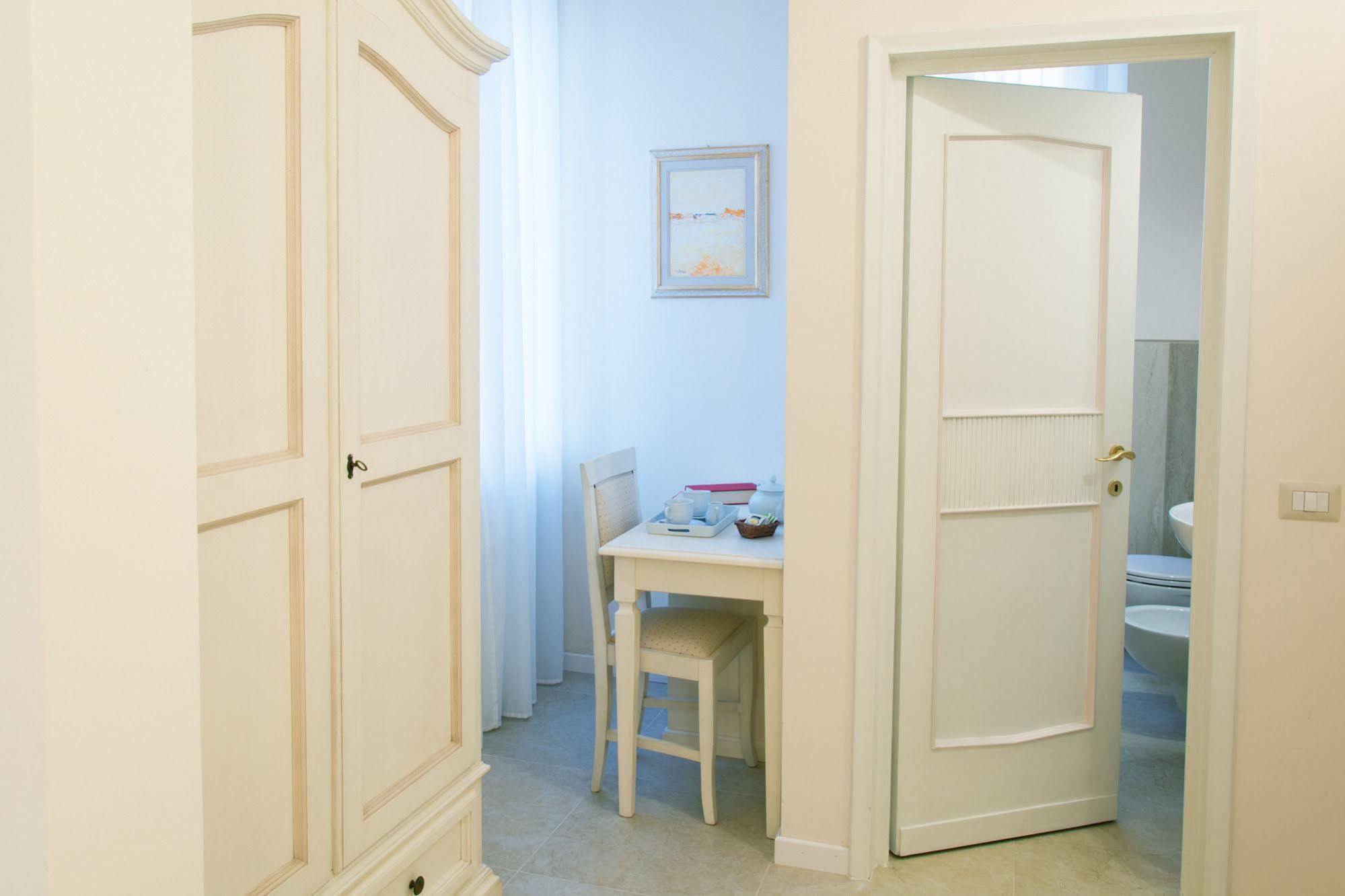 Bed & Breakfast Dimora Salviati Florence