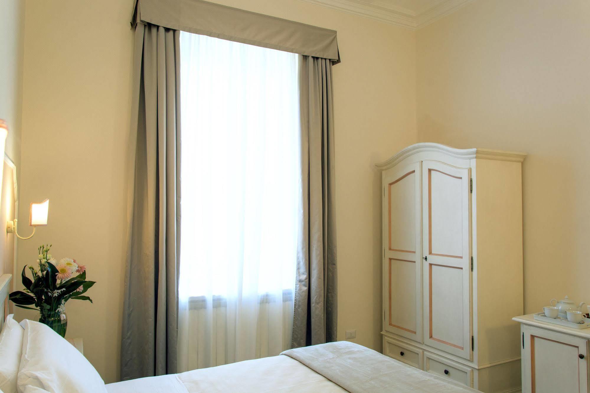Bed & Breakfast Dimora Salviati 3*