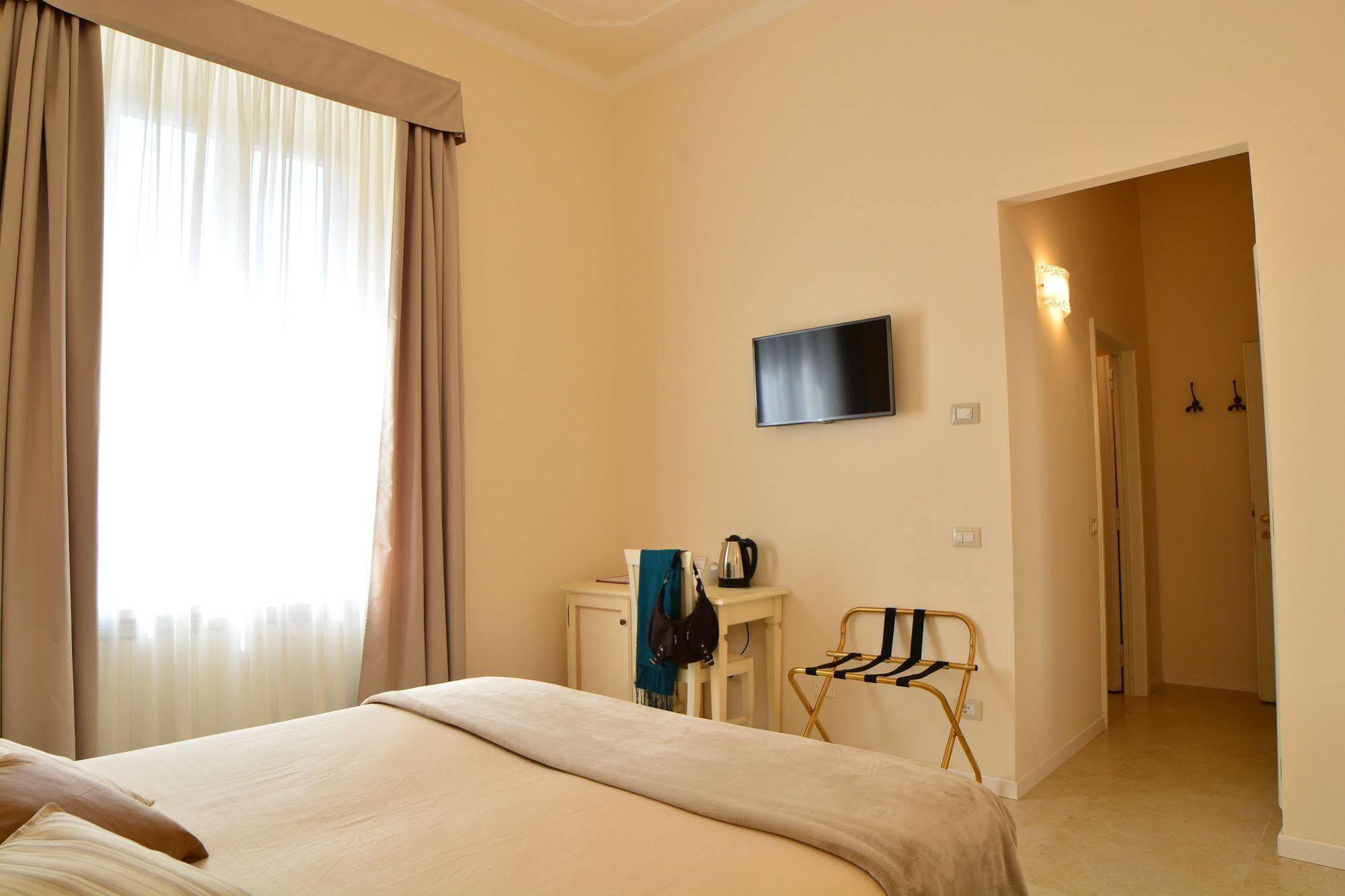 Dimora Salviati Florence