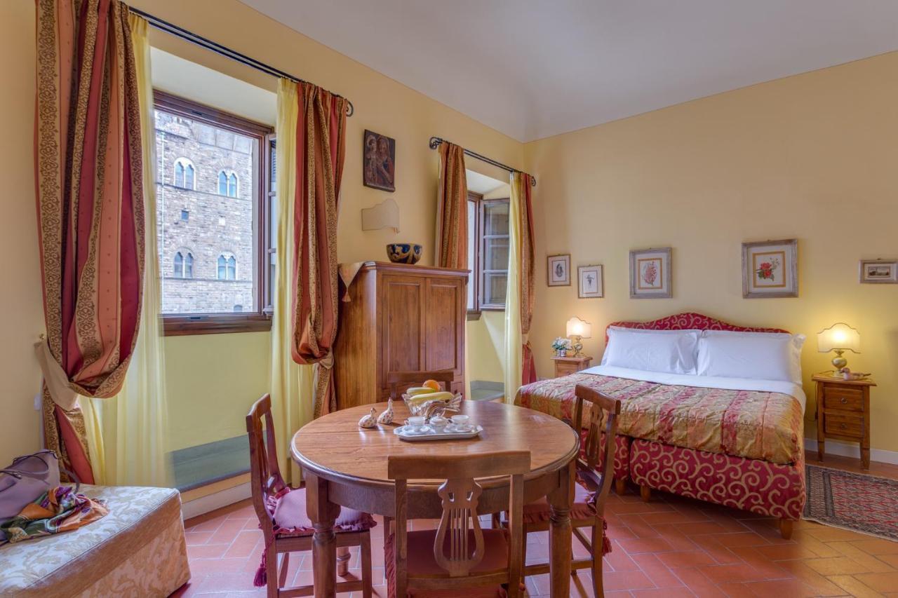 Acomodação com café da manhã  La Casa Del Garbo - Luxury & 3*
