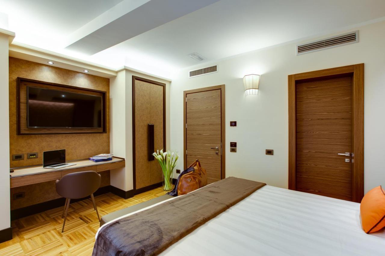 Solo Experience Hotel 4*