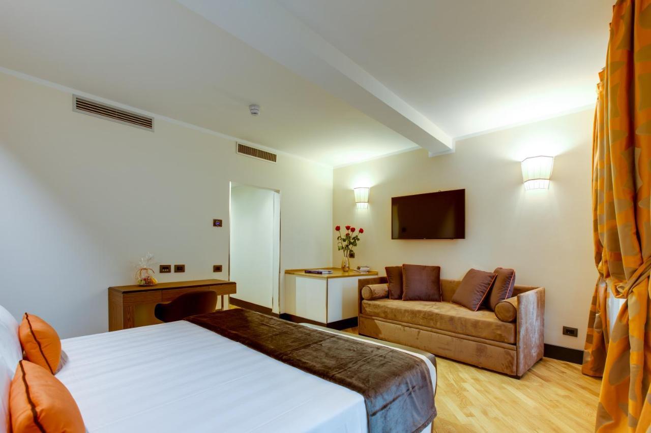Hotel Solo Experience
