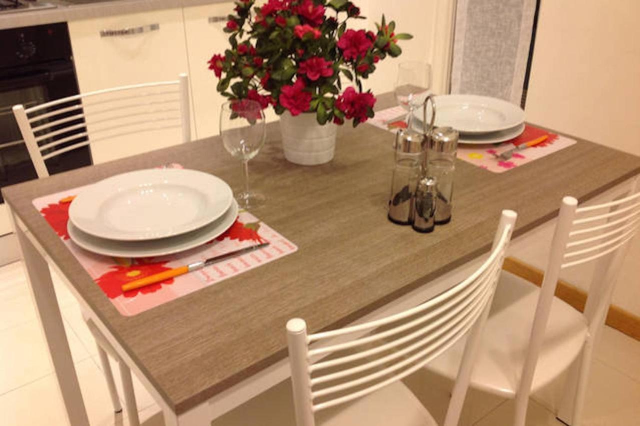Concierge - Faenza Apartment Florence
