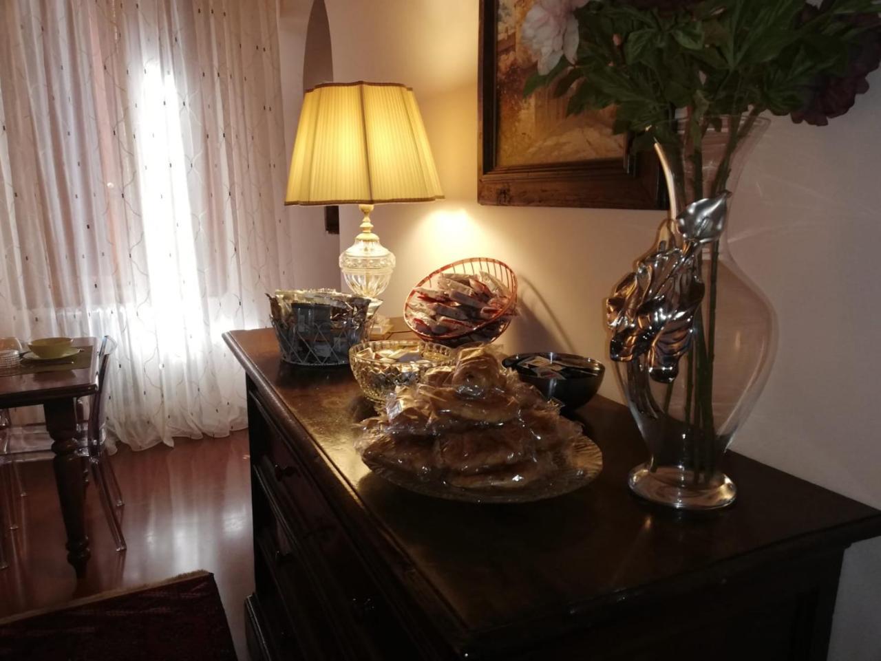 Acomodação com café da manhã  La Rosa Townhouse 3*
