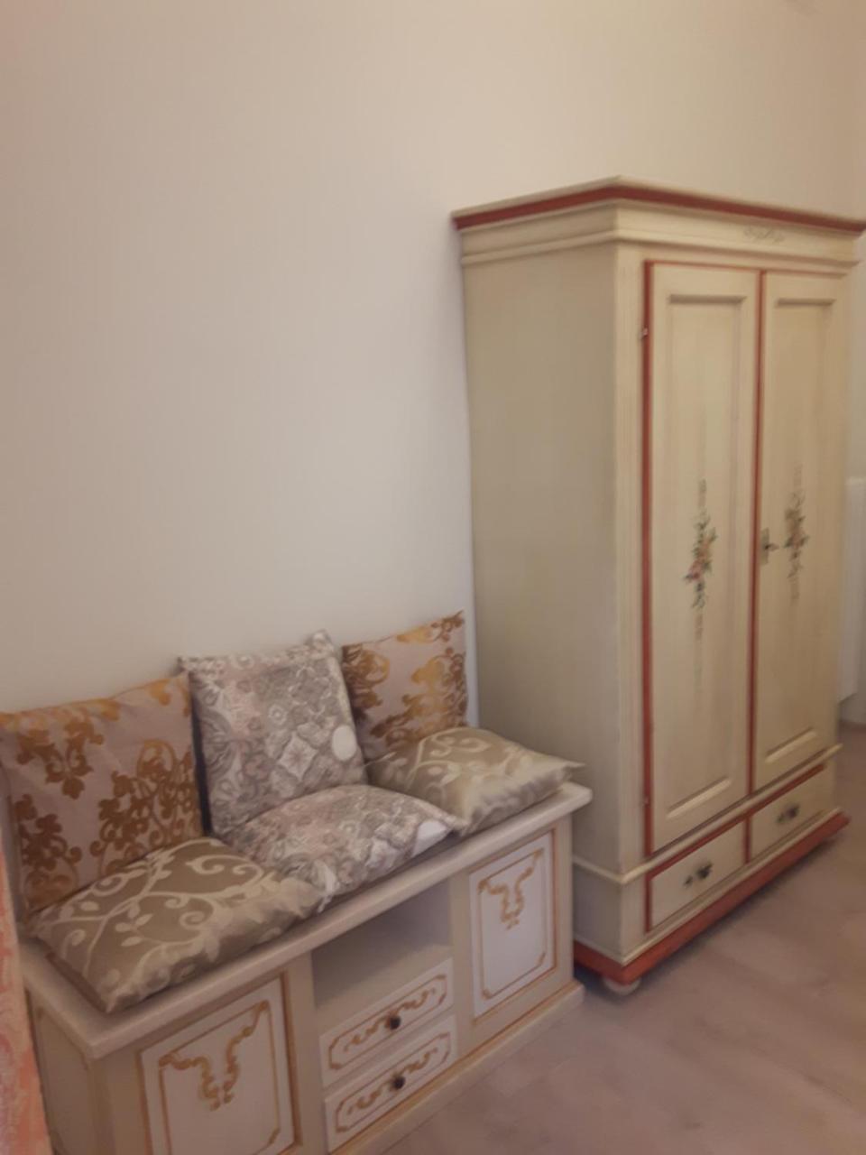 Shabby Old Town Guest house *
