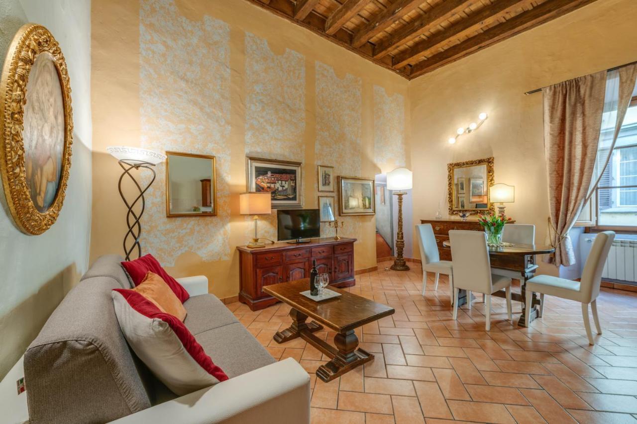 Dante States Apartment Florence