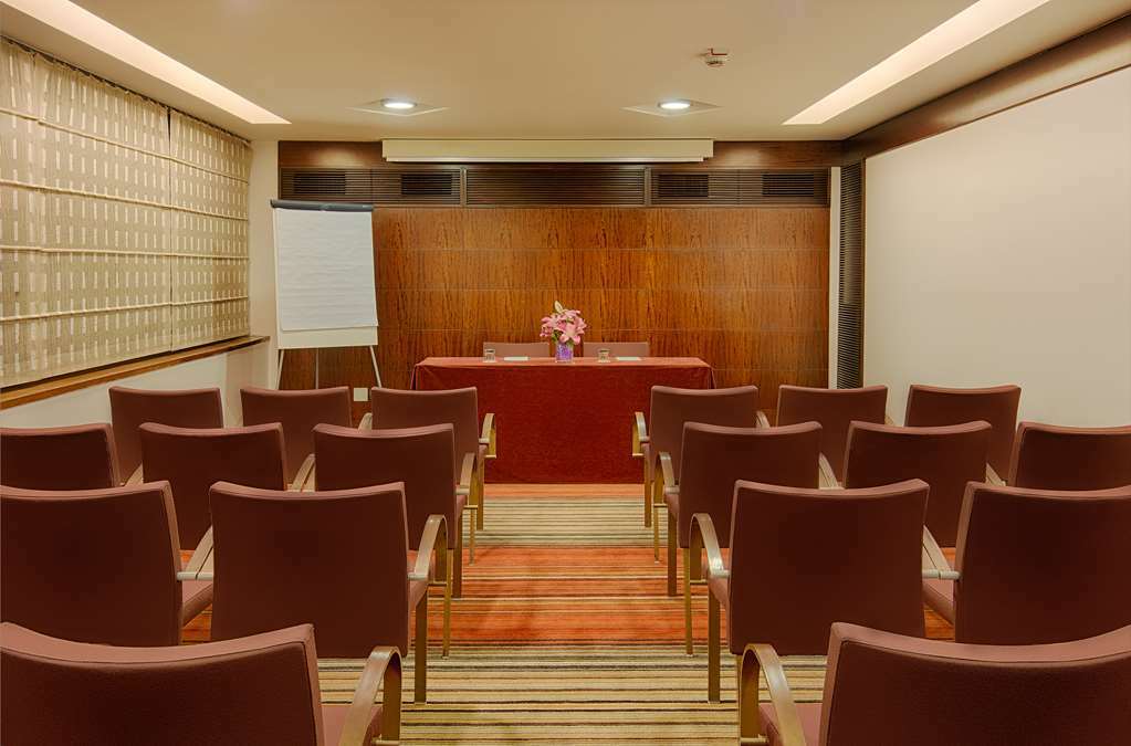 Nh Hotel 4*