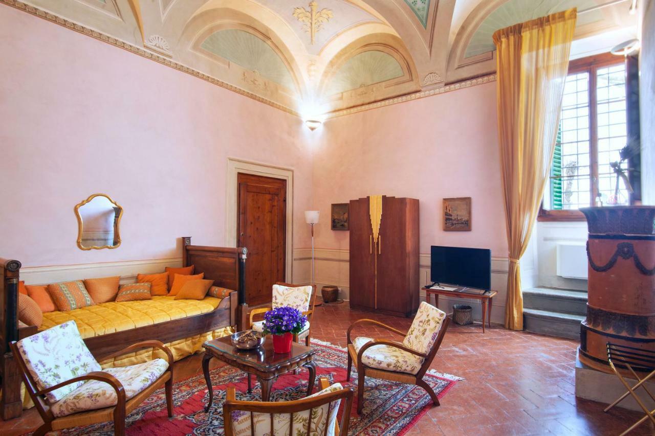 Bed & Breakfast Torre Dei Lari Residenza D'epoca 3*