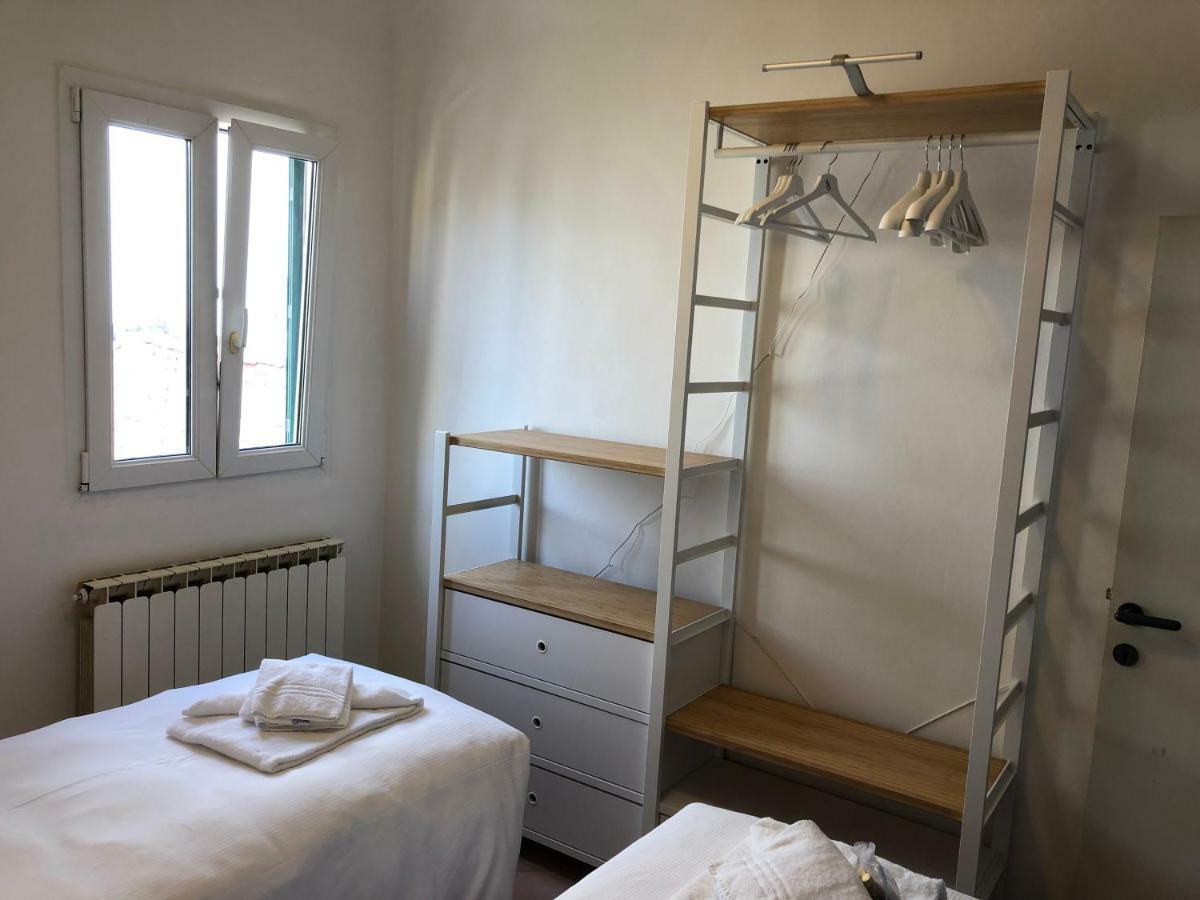 Piaggione Apt, Galante In Lejlighed
