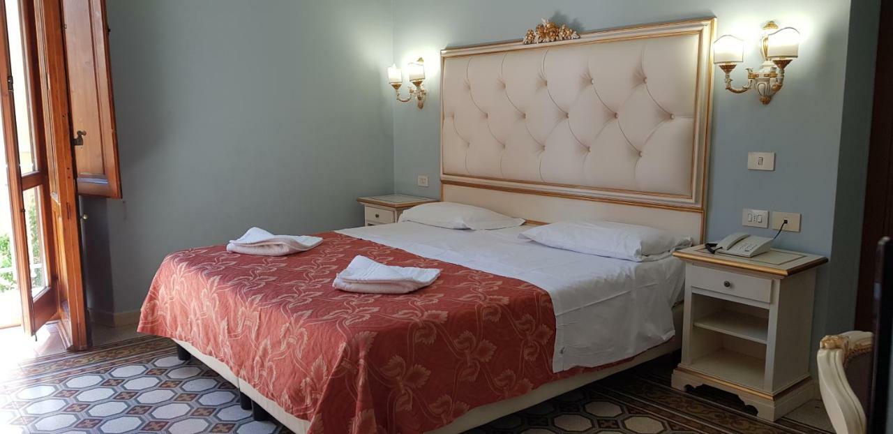 Desiree 3* Florença