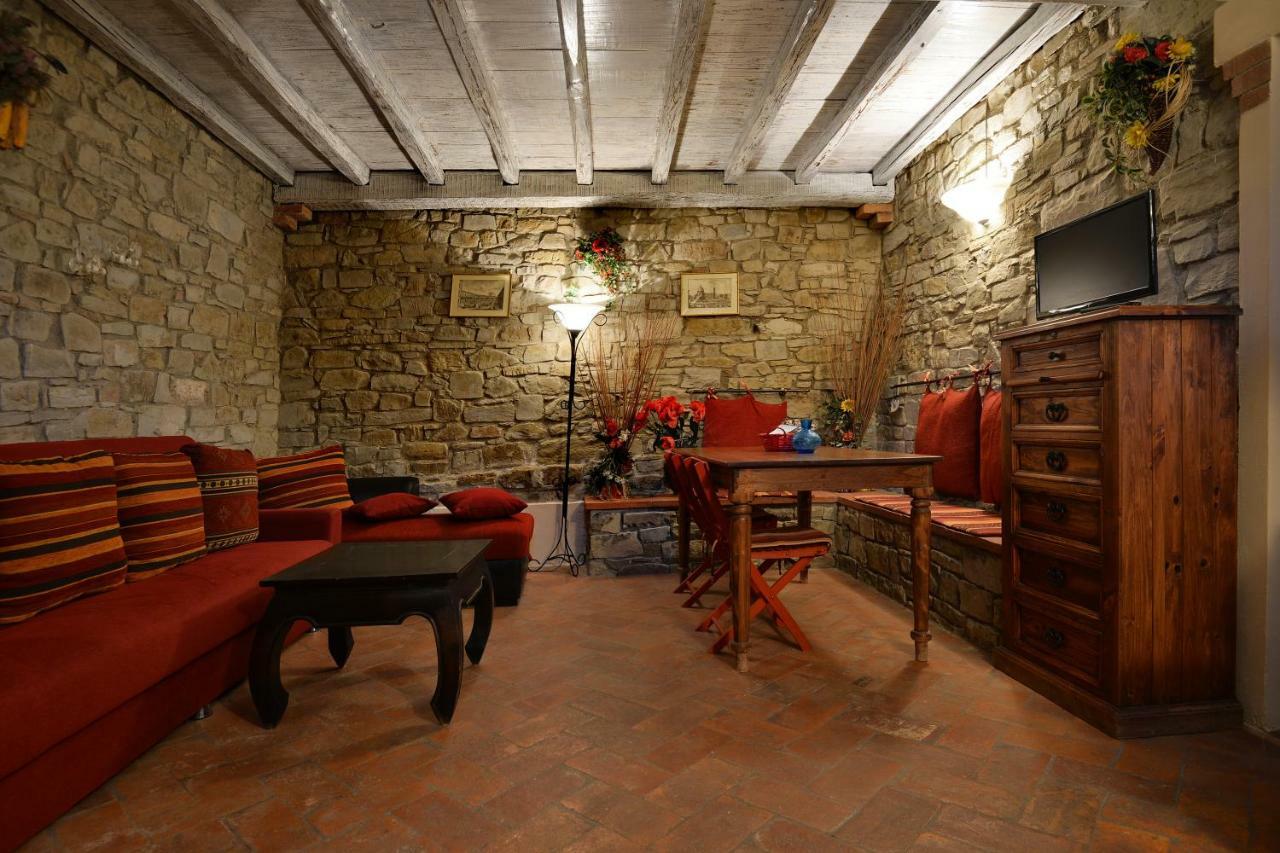 Castello Di Montegonzi Landhuis