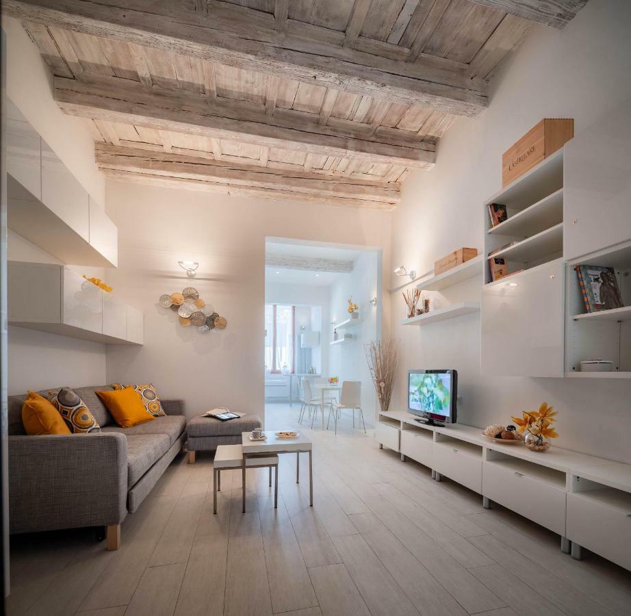 Novella White Appartement Florence