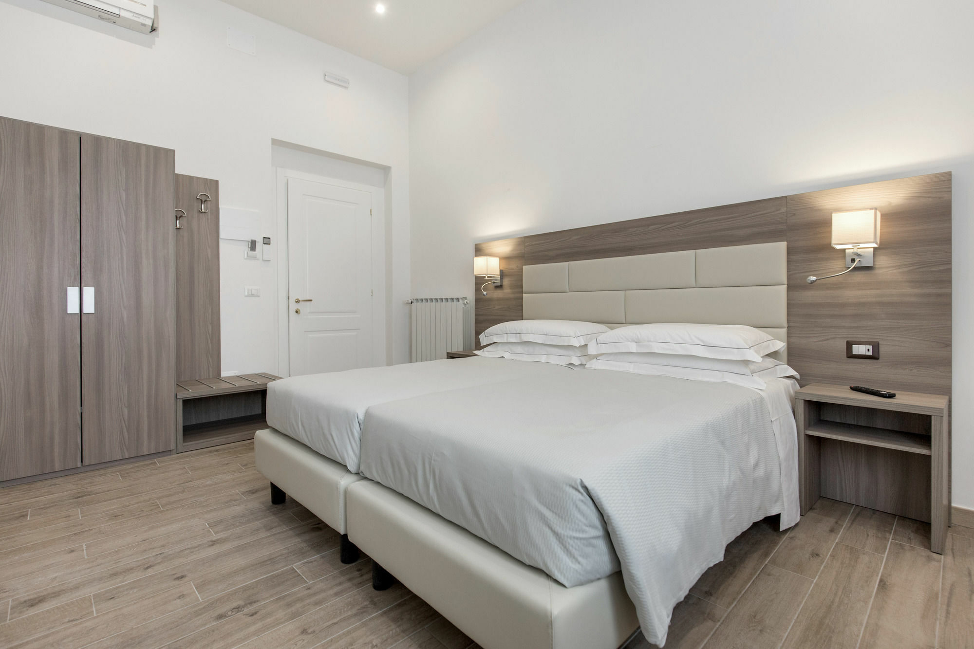 Apollo Affittacamere 3*