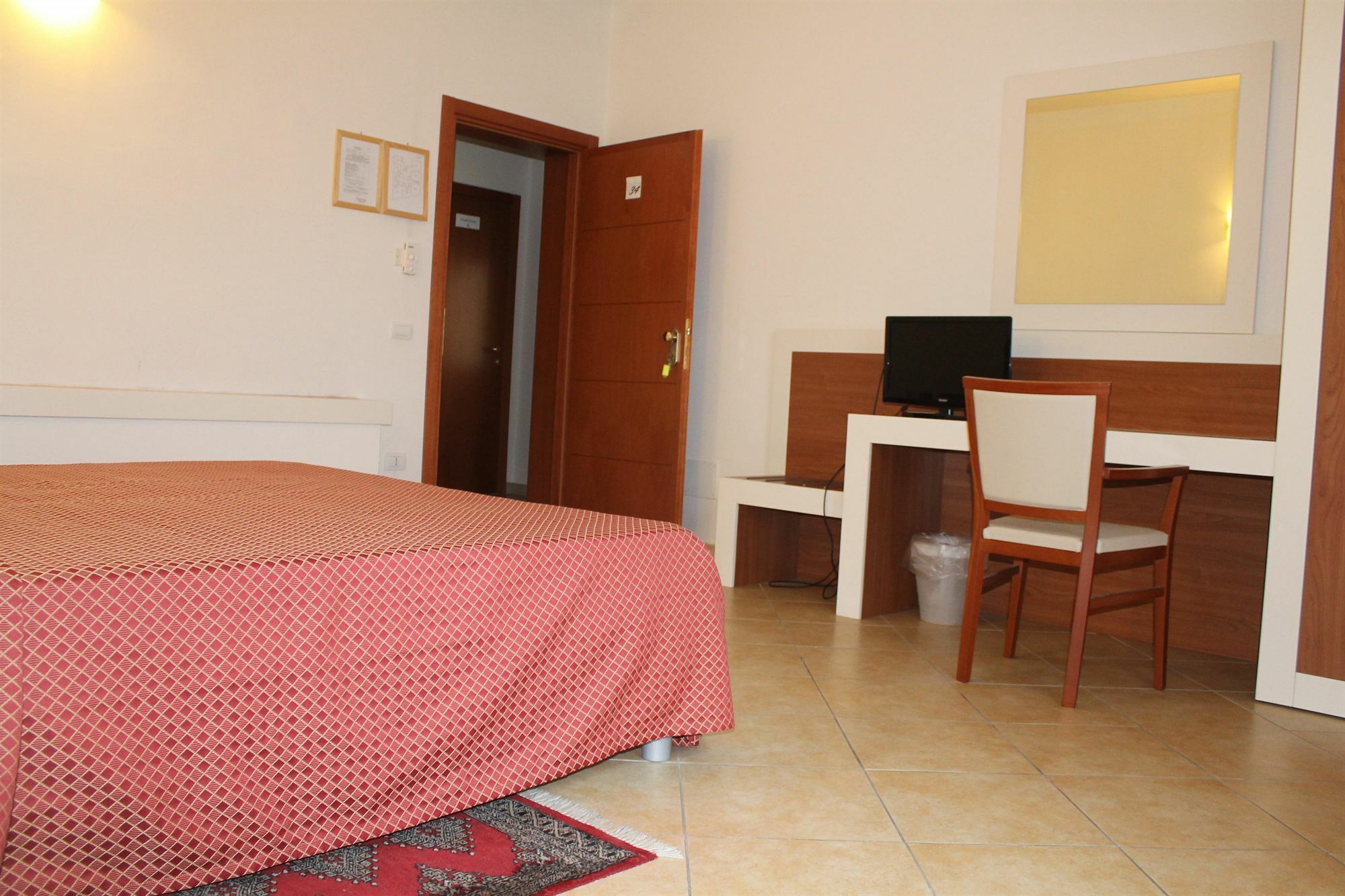 Ponte Rosso Bed & Breakfast
