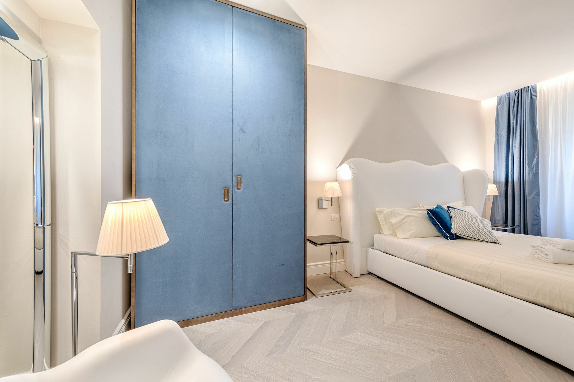Luxury Blue River By Mmega Firenze
