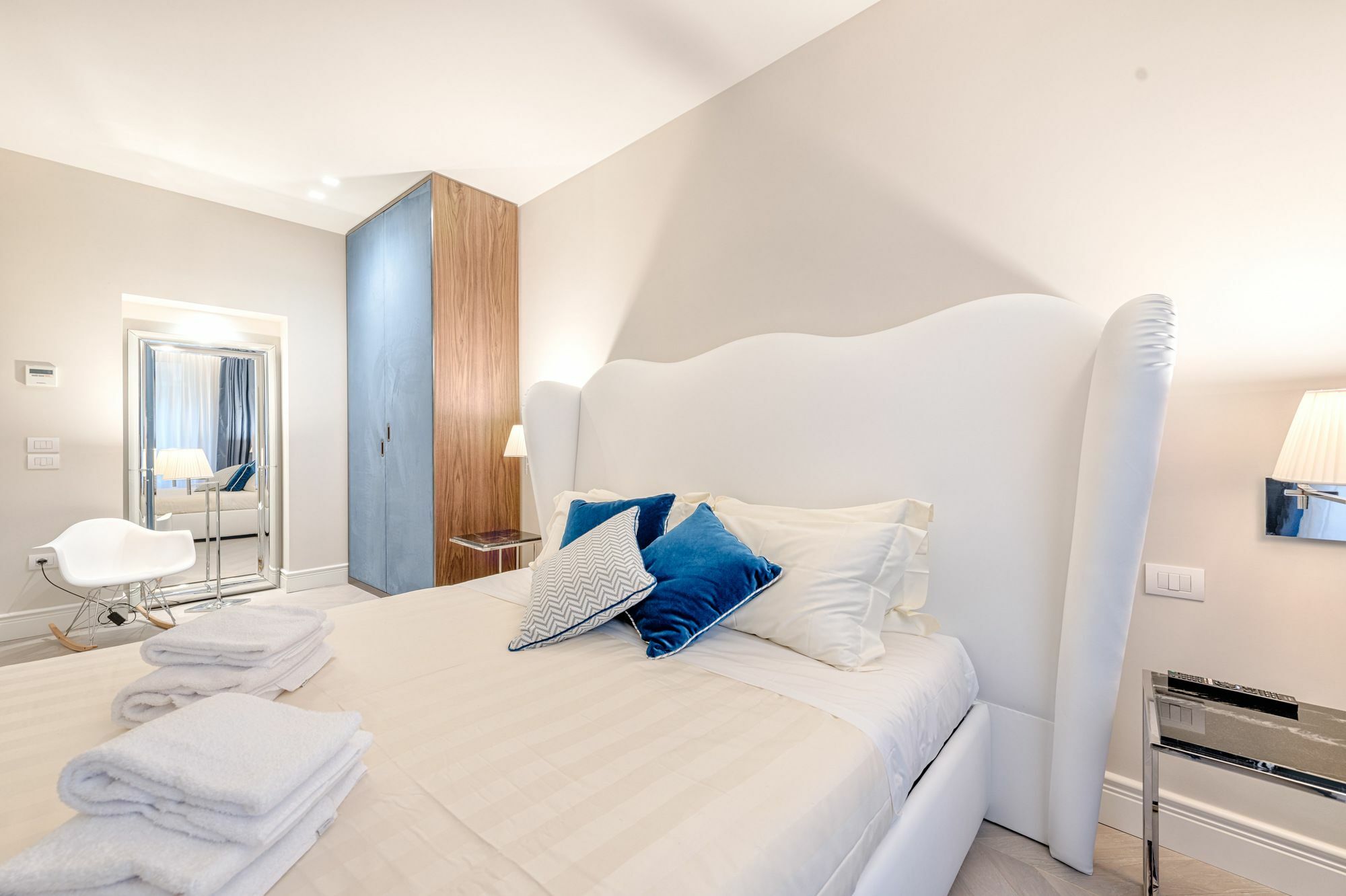 Luxury Blue River By Mmega Firenze