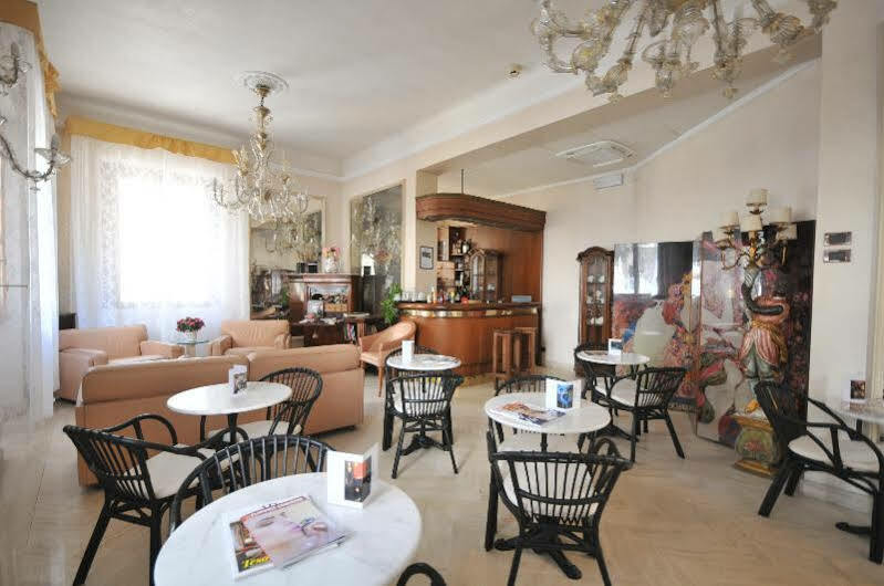 C-hotels De Rose Palace Hotel 4*