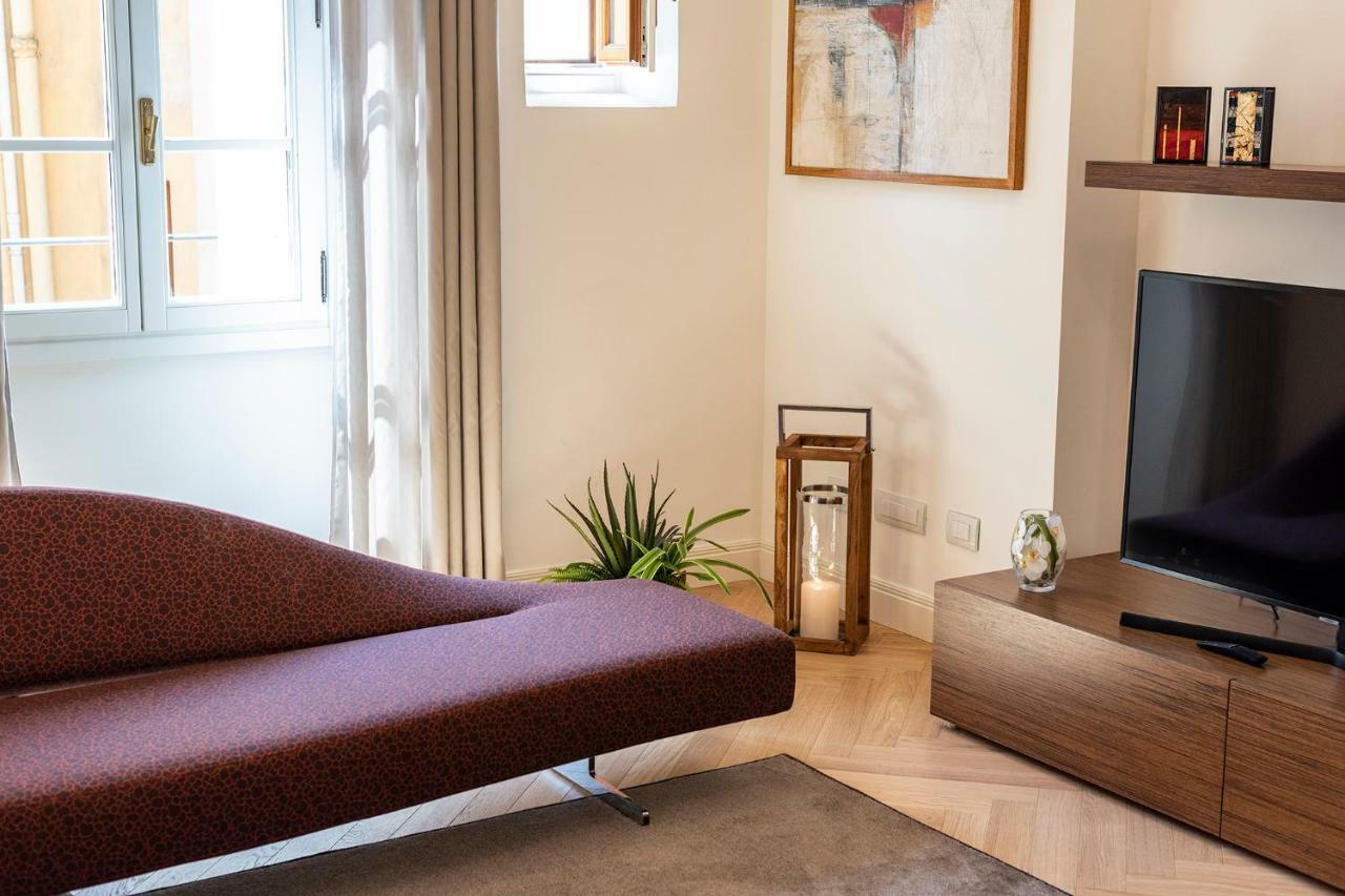 - Brunelleschi Stylish Leilighet *