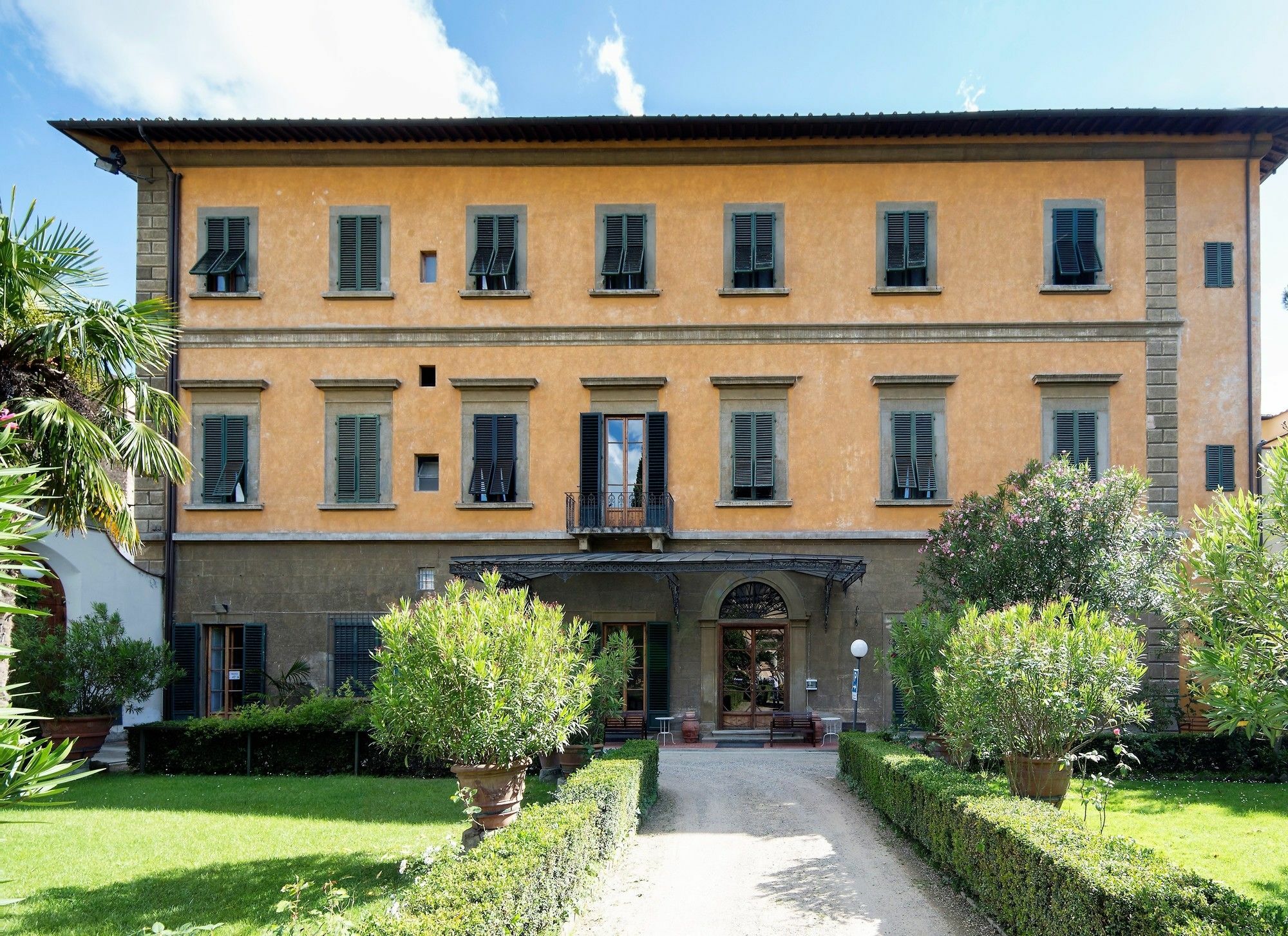 Casa Santo Nome Di Gesu 3*