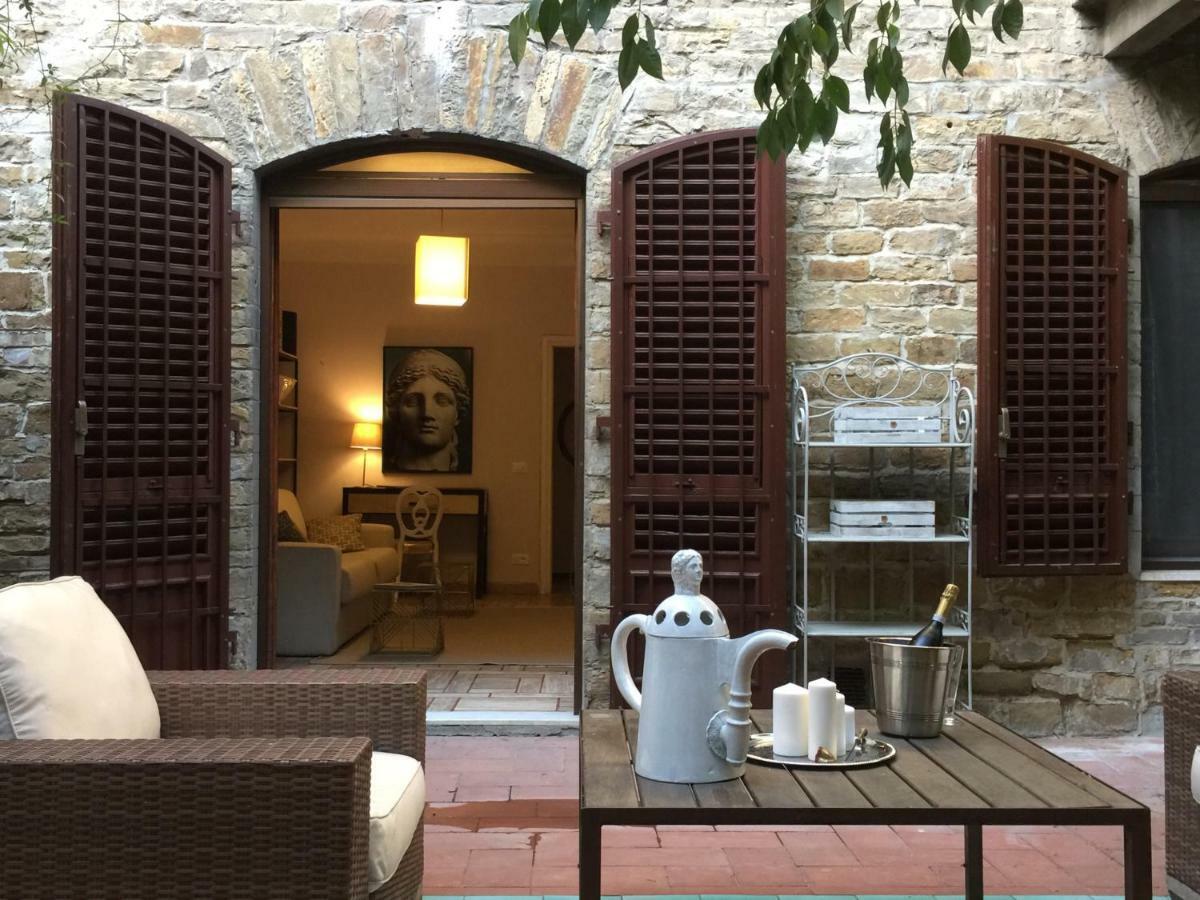 Donatello - Elegante E Spazioso A Pochi Minuti Dalla Stazione Appartement