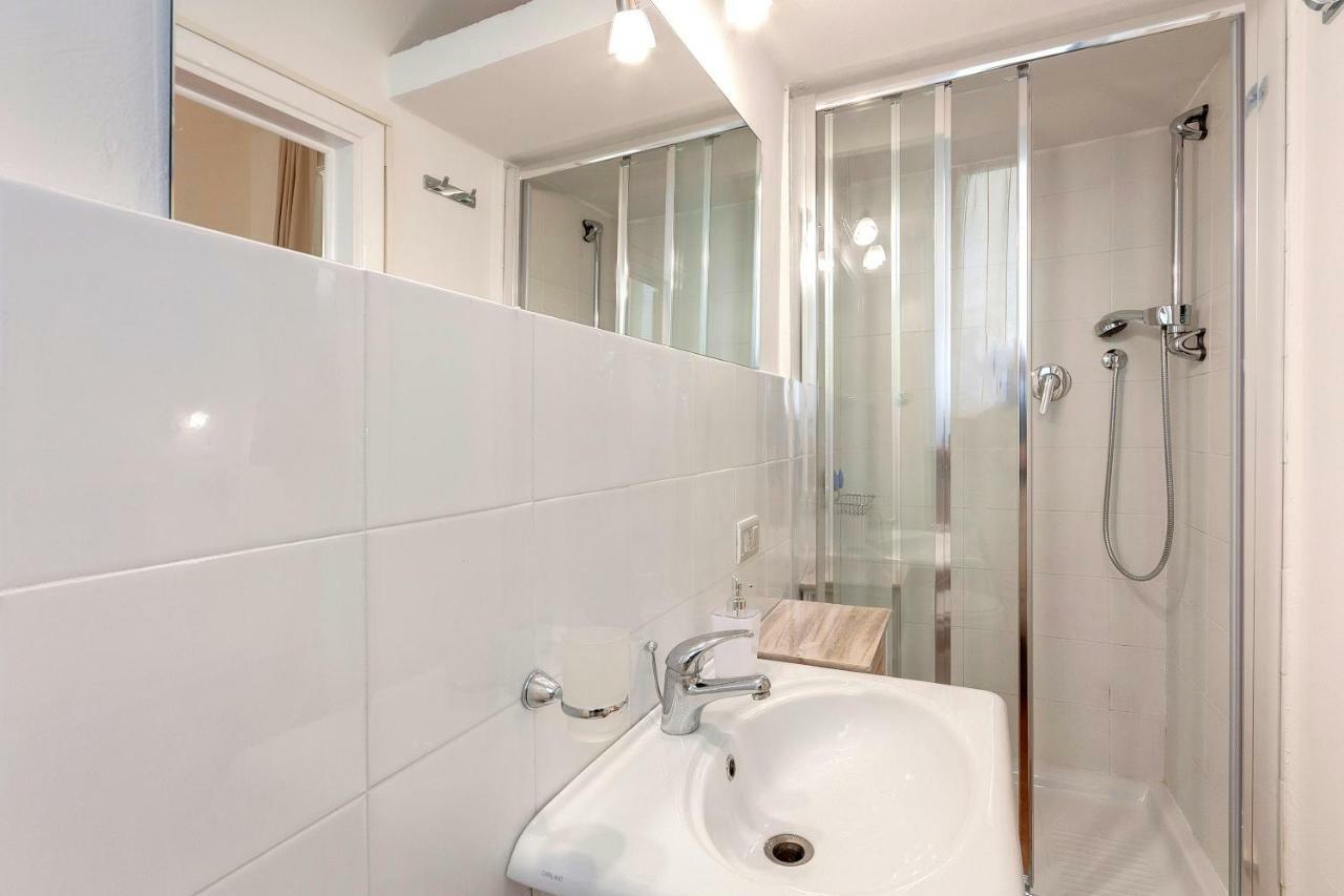 Apartment Casa Sani .... Close To Old Bridge *