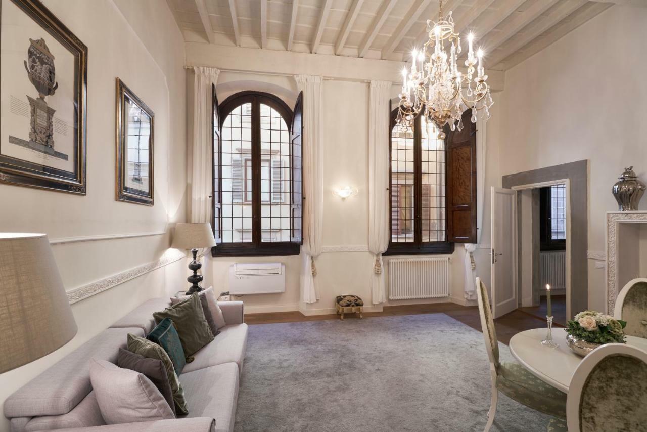 Luxury Rucellai Apartment Florence