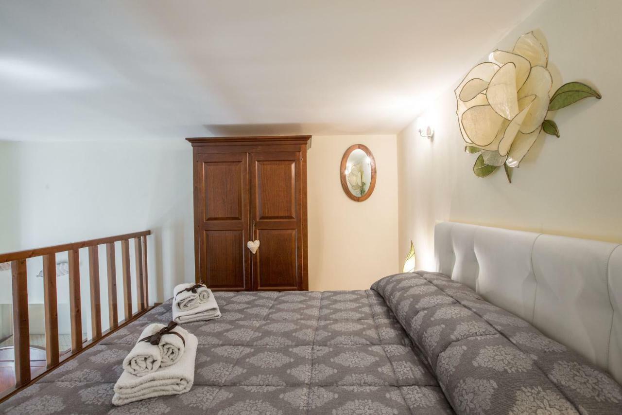 Charming Cavour Heart Of Appartement