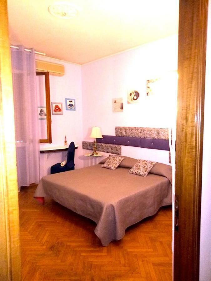 Couette-café Mel 3*