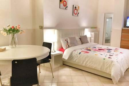 Lejlighed Borgo Ognissanti And Charming Location Firenze
