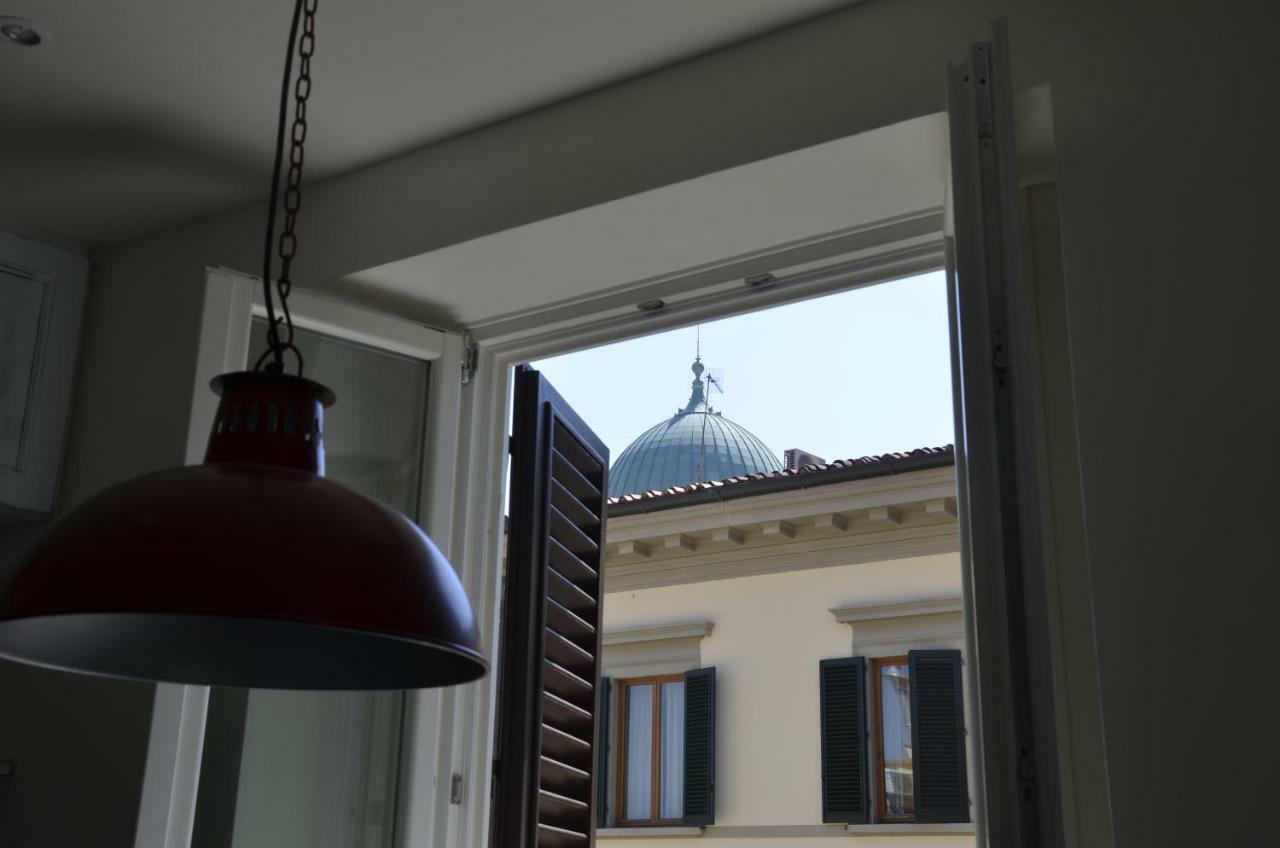 With Apartment Florence