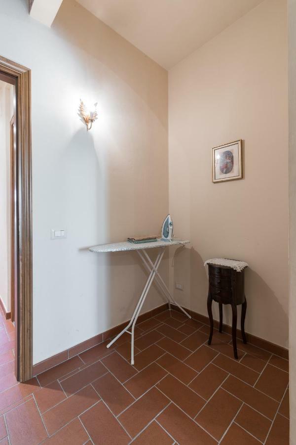 Classic Style In Center Appartamento *