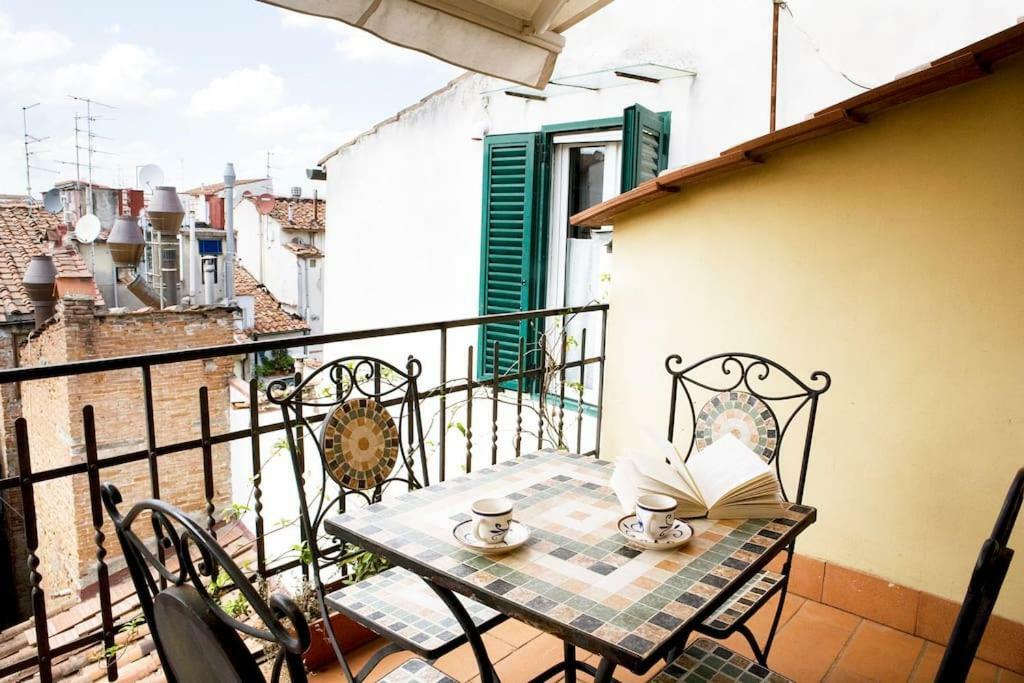 Rebby's Terrace * Florence