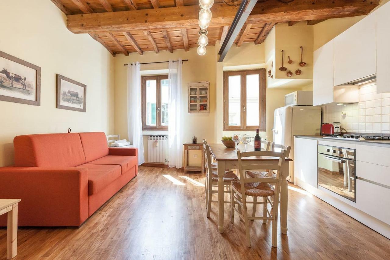 Appartamento Finestra Su Firenze