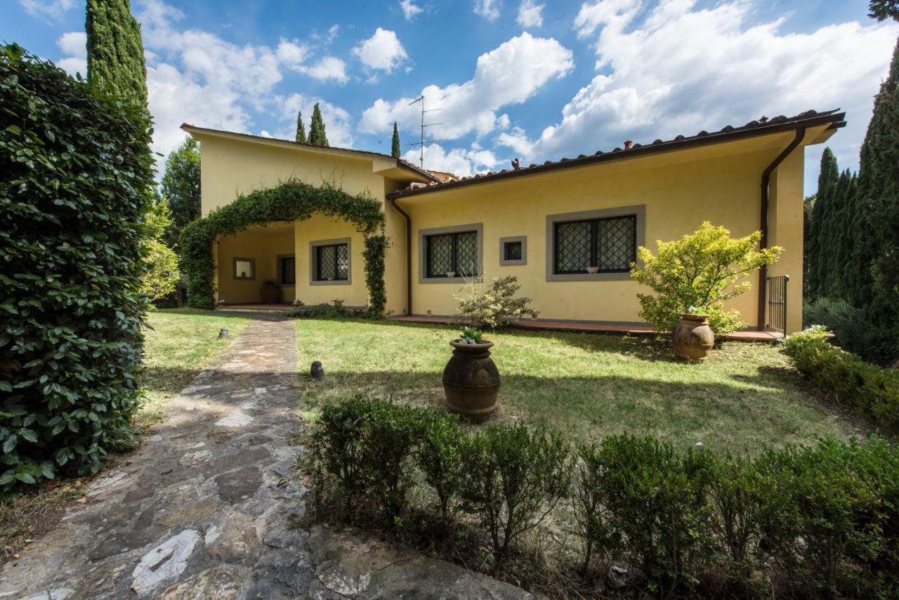 Villaer Stylish Florentine In The With Pool Firenze