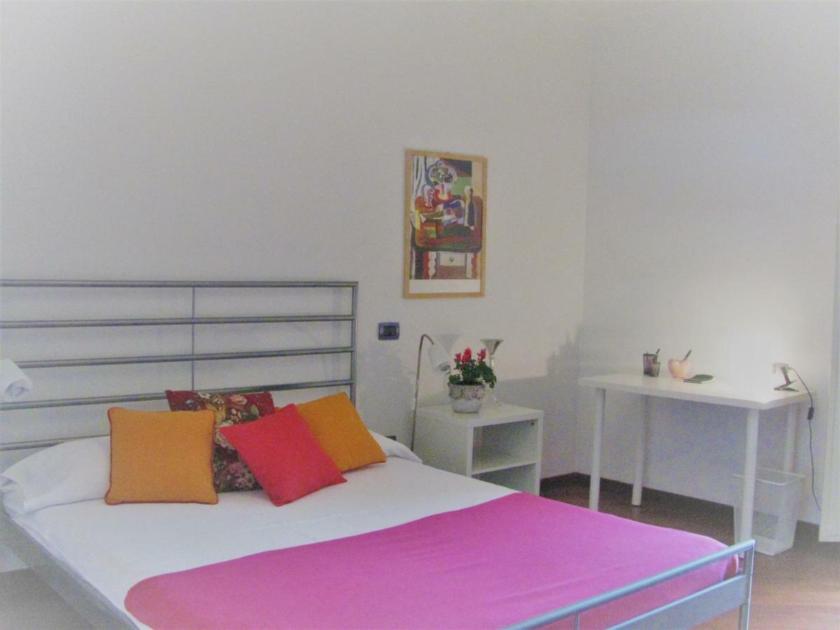 Bright Gioberti Courtyard Appartement Florence