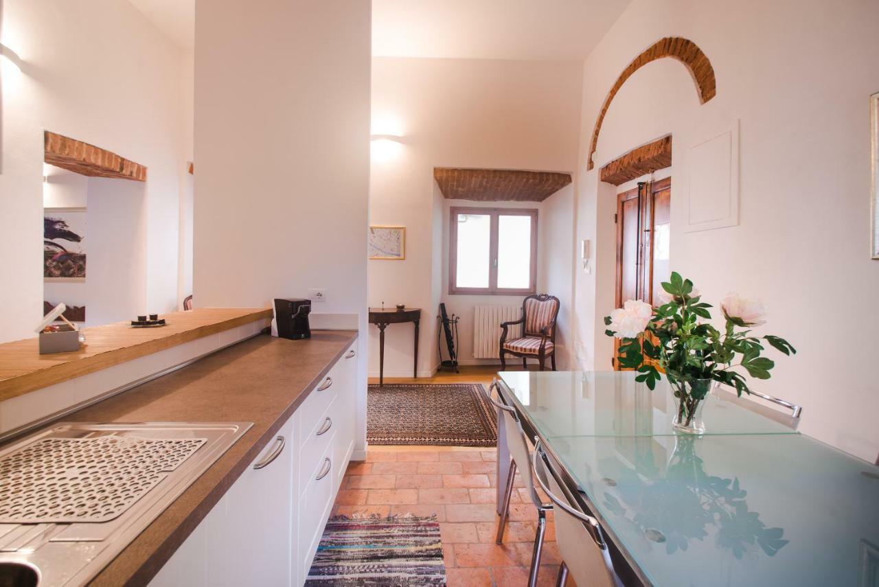 Location In Inviting Appartamento Firenze