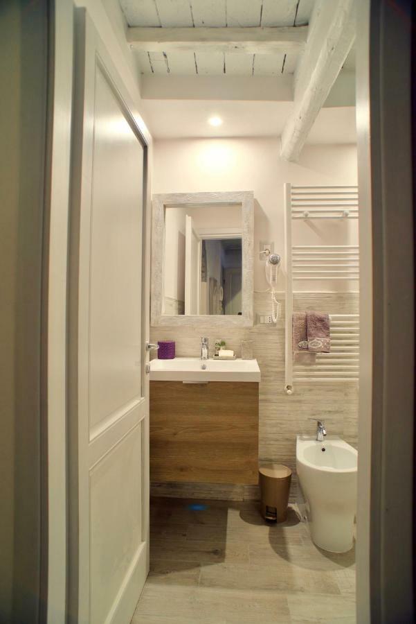 Giulietta - Brand New Flat In Santa Maria Novella Appartamento *