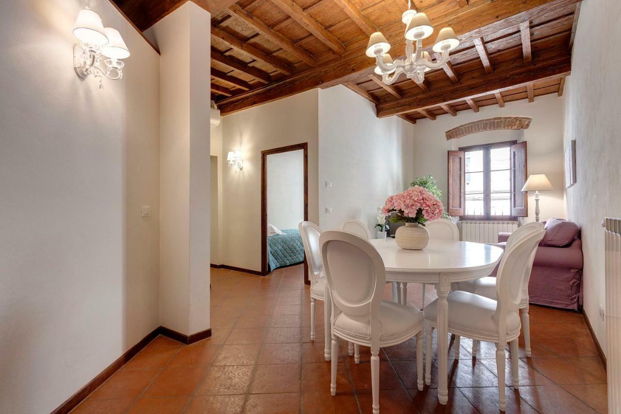 Charlotte Apartment Florence