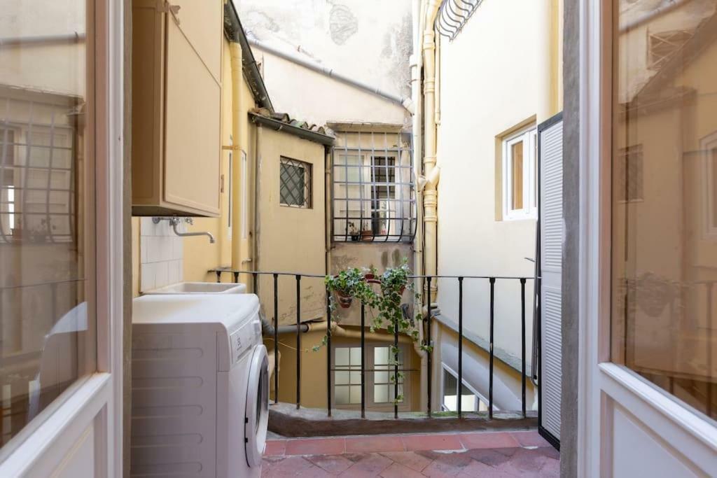 Scala Via Borgo Pinti Apartamento